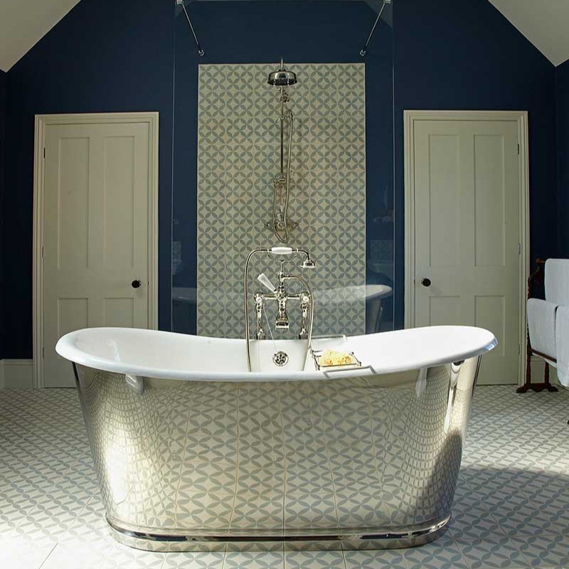 5 Envy Inducing Images of Cast Iron Baths