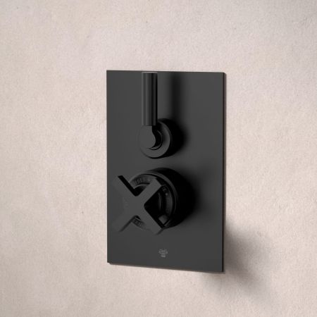 Bayor Single Outler Concealed Shower with 210mm Ceiling Arm & 8" Rose - Metal Lever - Matt Black