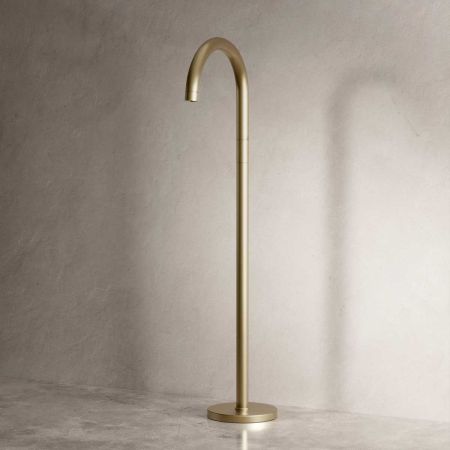 Bayor Floor Mounted Bath Spout