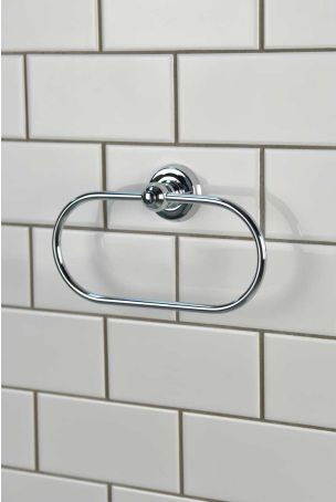 Traditional Oval Towel Ring - Chrome