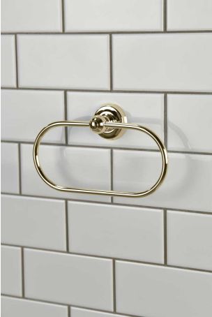 Traditional Oval Towel Ring - Polished Brass