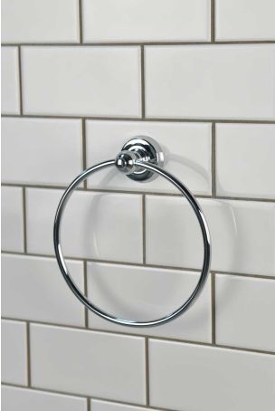 Traditional Round Towel Ring - Chrome