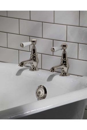 Linton White Lever 3/4 BSP Bath Pillar Taps