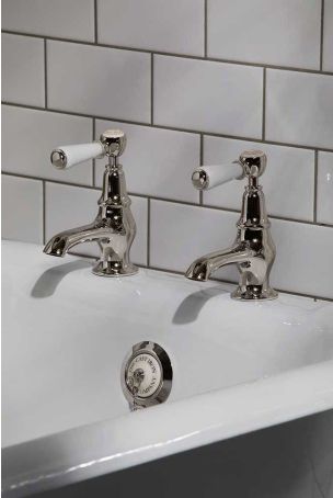 Linton White Lever 3/4 BSP Bath Pillar Taps Polished Nickel