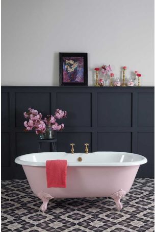 The Petite Millbrook Cast Iron Bath 1