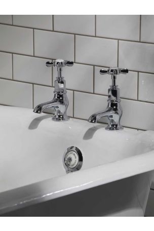 Aysgarth X Top 3/4 BSP Bath Pillar Taps