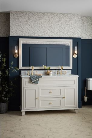 Wytham 135cm Traditional Double Vanity Unit with White/Carrara Marble Top