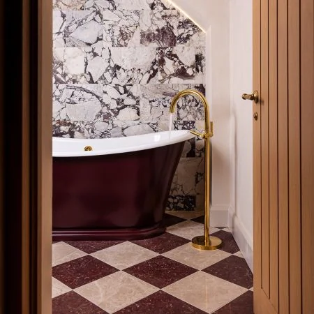 Bayor Floor Mounted Bath Filler - Metal Lever - Living Brass