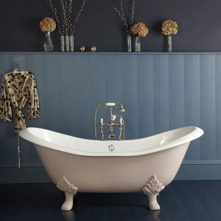 The Polperro Clawfoot Cast Iron Bath