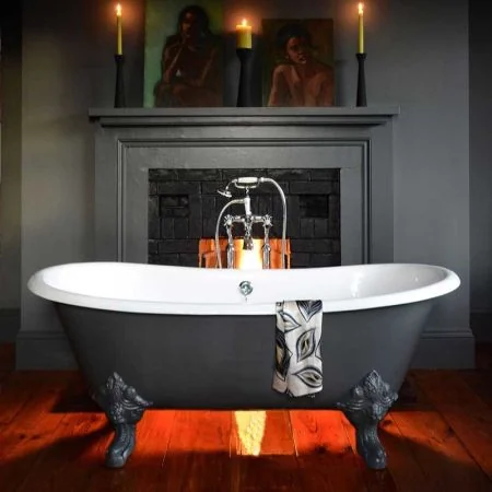 The Salcombe Clawfoot Cast Iron Bath