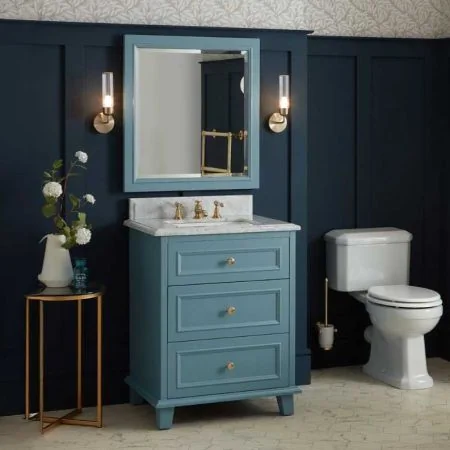 Wytham 700mm Traditional 3 Drawer Single Vanity Unit